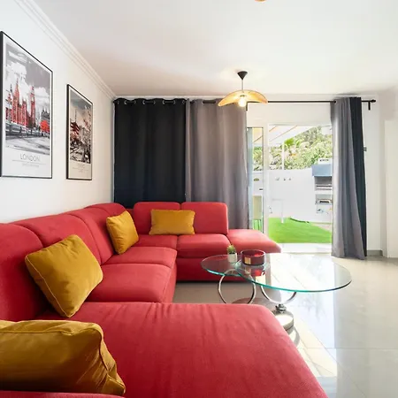 Aqua Garden - Spacious 3-bedroom With Terrace, Bbq & Pool Access In Villa Costa Adeje (Tenerife)