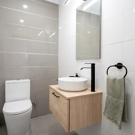 Aqua Garden - Spacious 3-bedroom With Terrace, Bbq & Pool Access In Costa Adeje (Tenerife)
